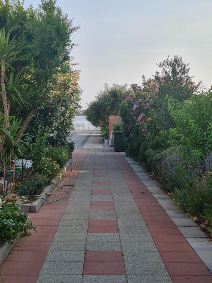 Apartmani Jadro วีร์ ภายนอก รูปภาพ