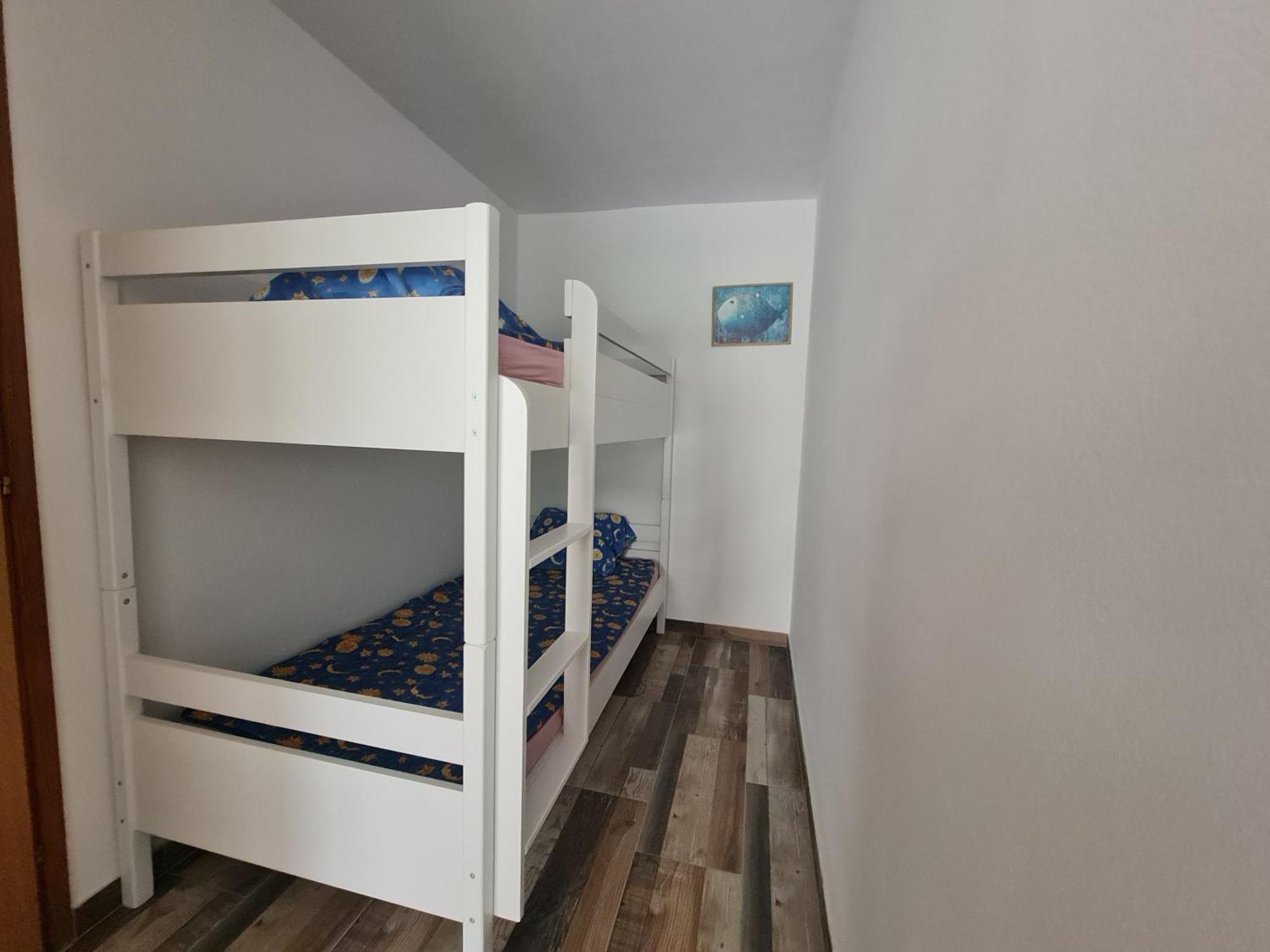 Apartmani Jadro วีร์ ภายนอก รูปภาพ